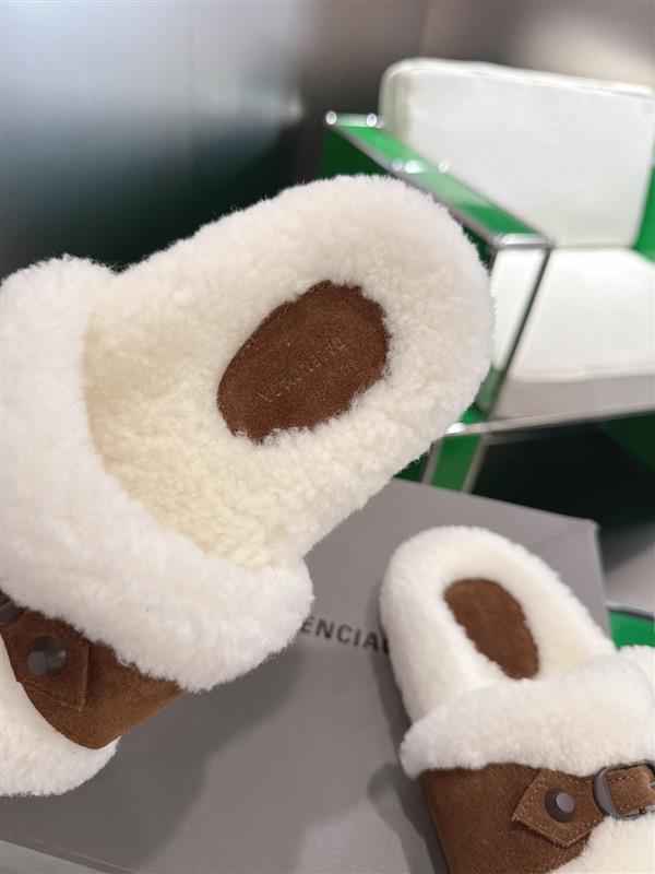 2025112818446748 250